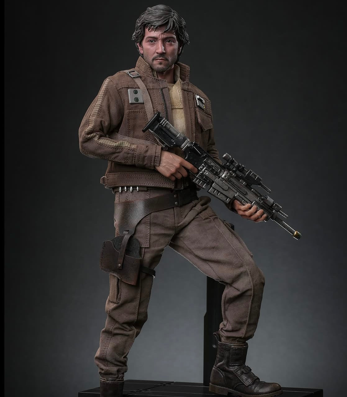 Pre Order!!! Hot Toys MMS802 Rogue One: A Star Wars Story - 1/6th scale Cassian Andor Collectible Figure
