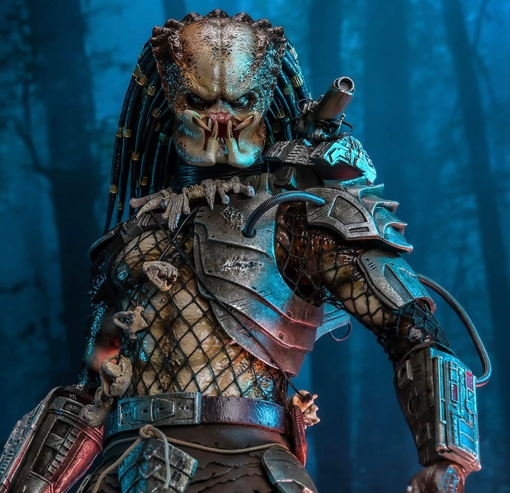 Pre Order!!! Hot Toys MMS816 Predator - 1/6th scale Predator (2.0) Collectible Figure