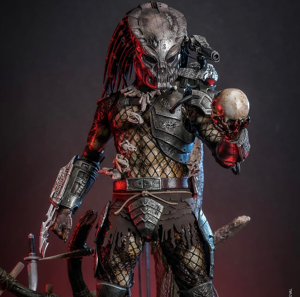 Pre Order!!! Hot Toys MMS817 Predator - 1/6th scale Predator (2.0) Collectible Figure (Deluxe Version)