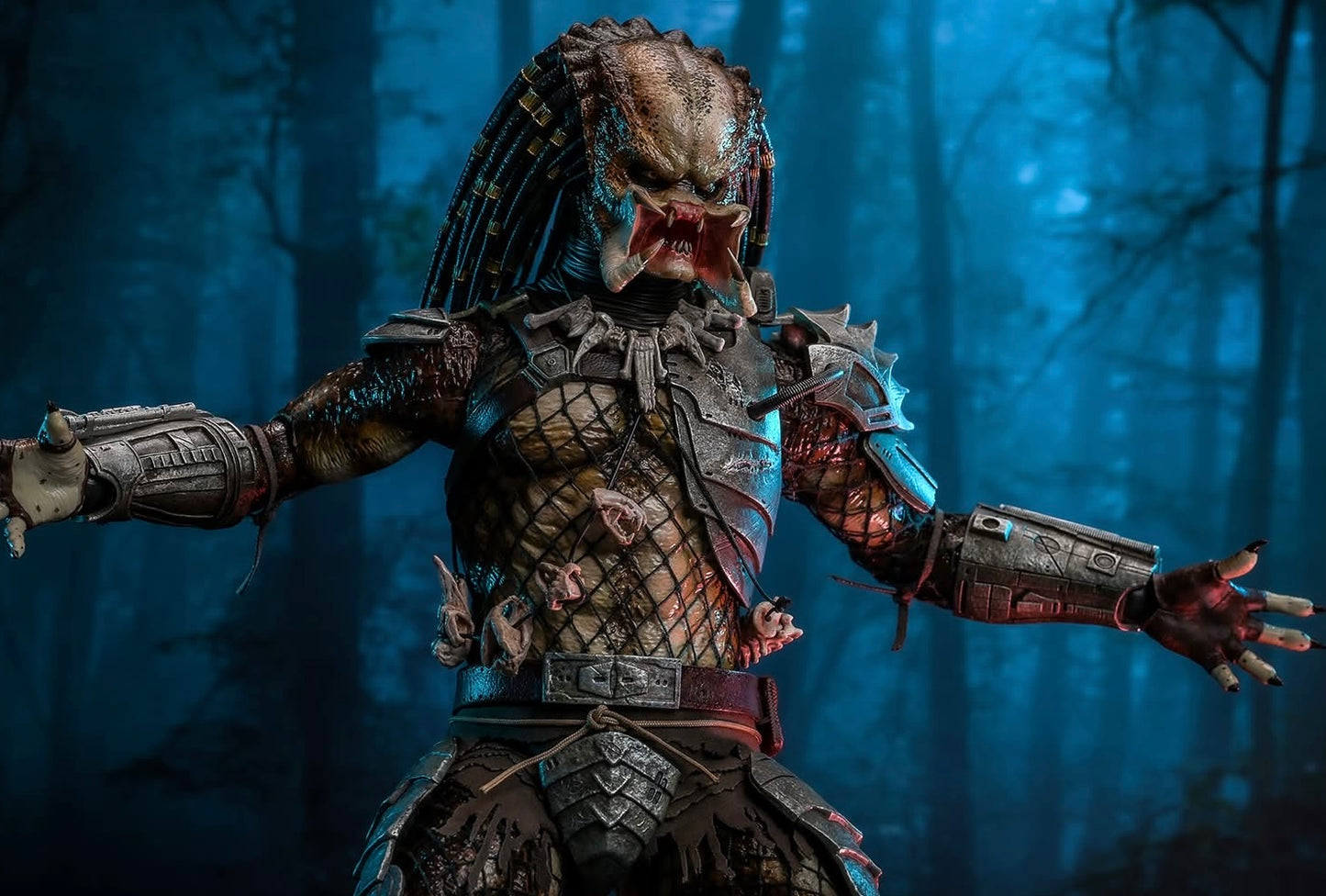 Pre Order!!! Hot Toys MMS817 Predator - 1/6th scale Predator (2.0) Collectible Figure (Deluxe Version)