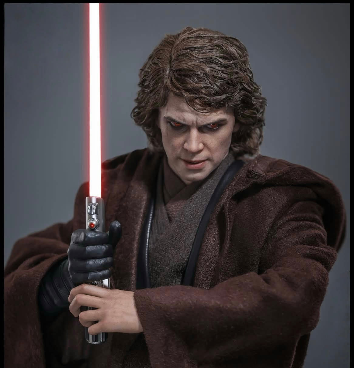 Hot Toys DX47AE Star Wars - 1/6th Darth Vader (Sith Apprentice) Collectible Figure (Artisan Edition) (Hot Toys Exclusive)