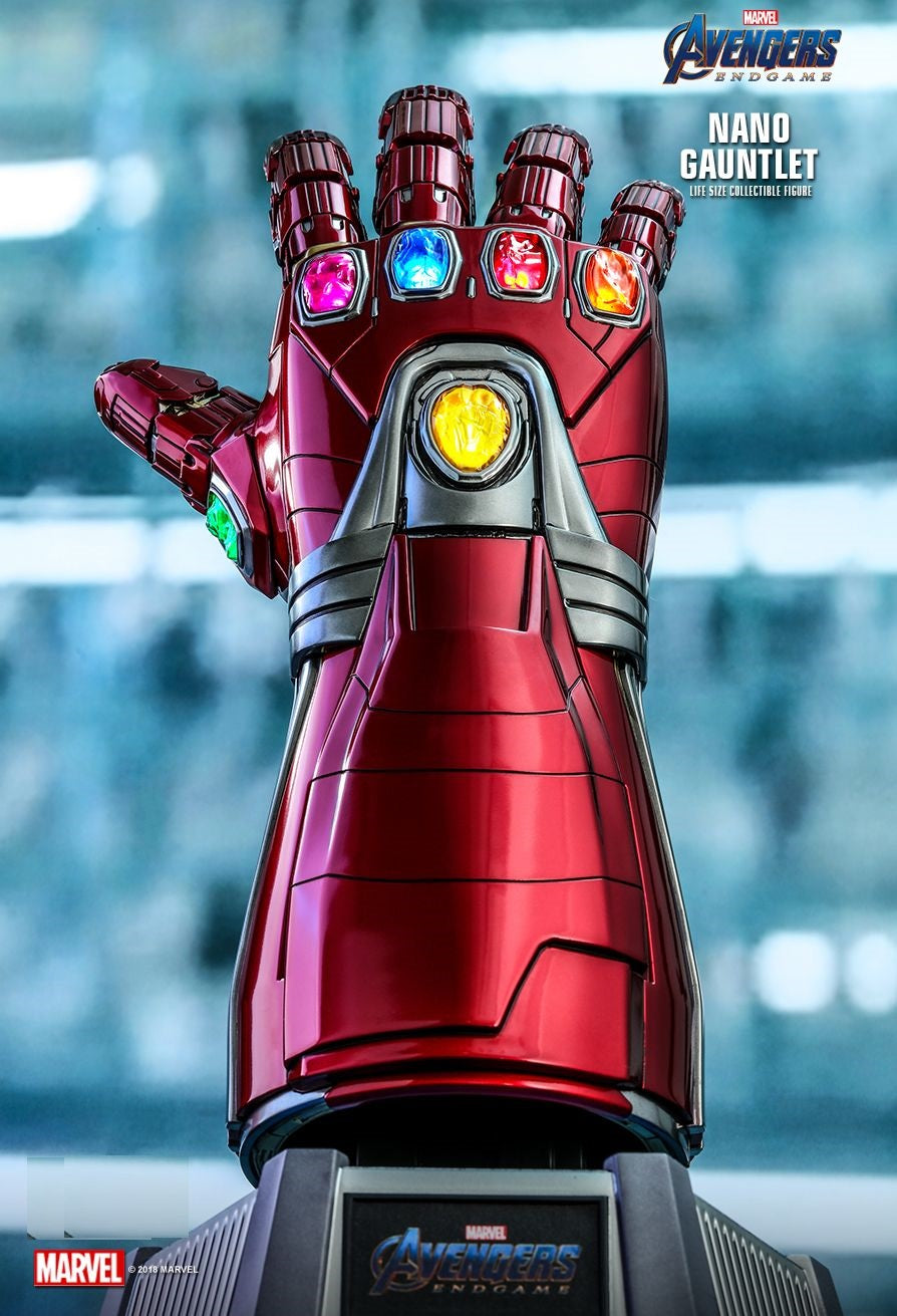 Hot Toys LMS007 Avengers: Endgame Nano Gauntlet Life-Size Collectible