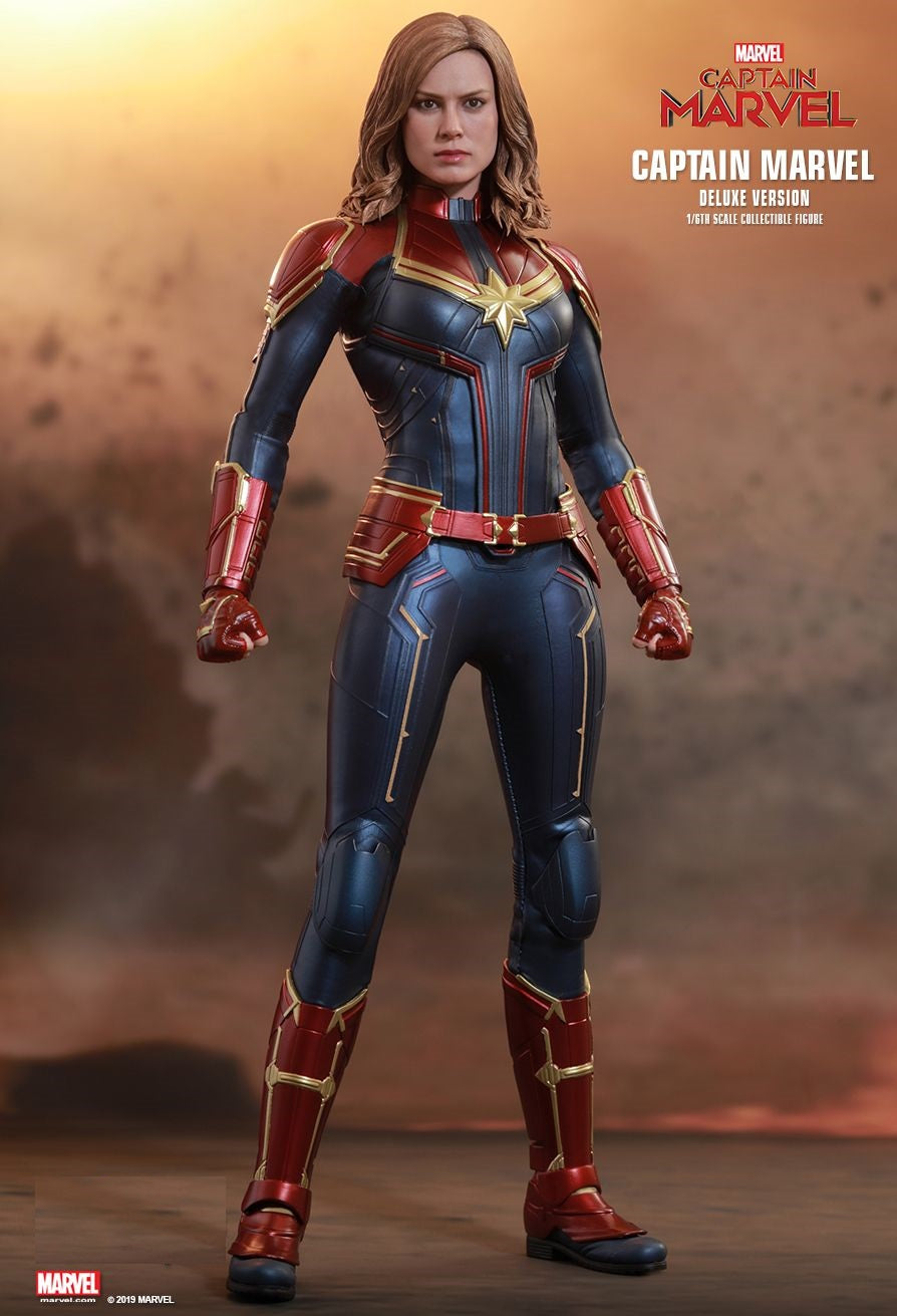 Hot Toys MMS522 Captain Marvel Captain Marvel (Deluxe Version) 1/6th scale Collectible Figure