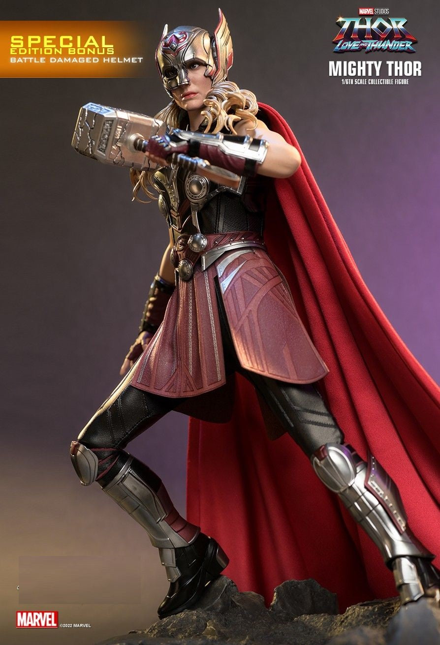 Hot Toys MMS663B Thor: Love and Thunder - Mighty Thor 1/6 scale Collectible Figure