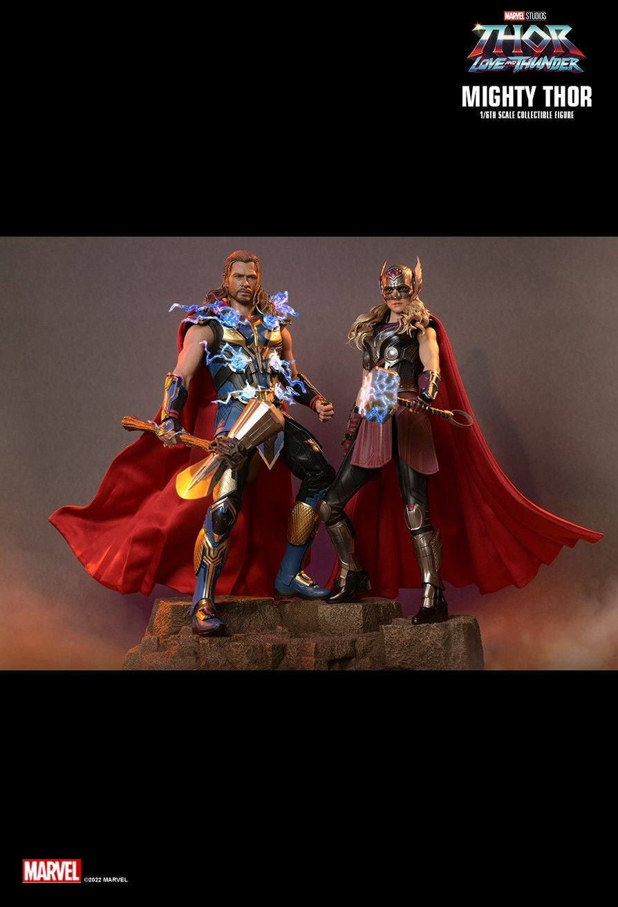 Hot Toys MMS663B Thor: Love and Thunder - Mighty Thor 1/6 scale Collectible Figure