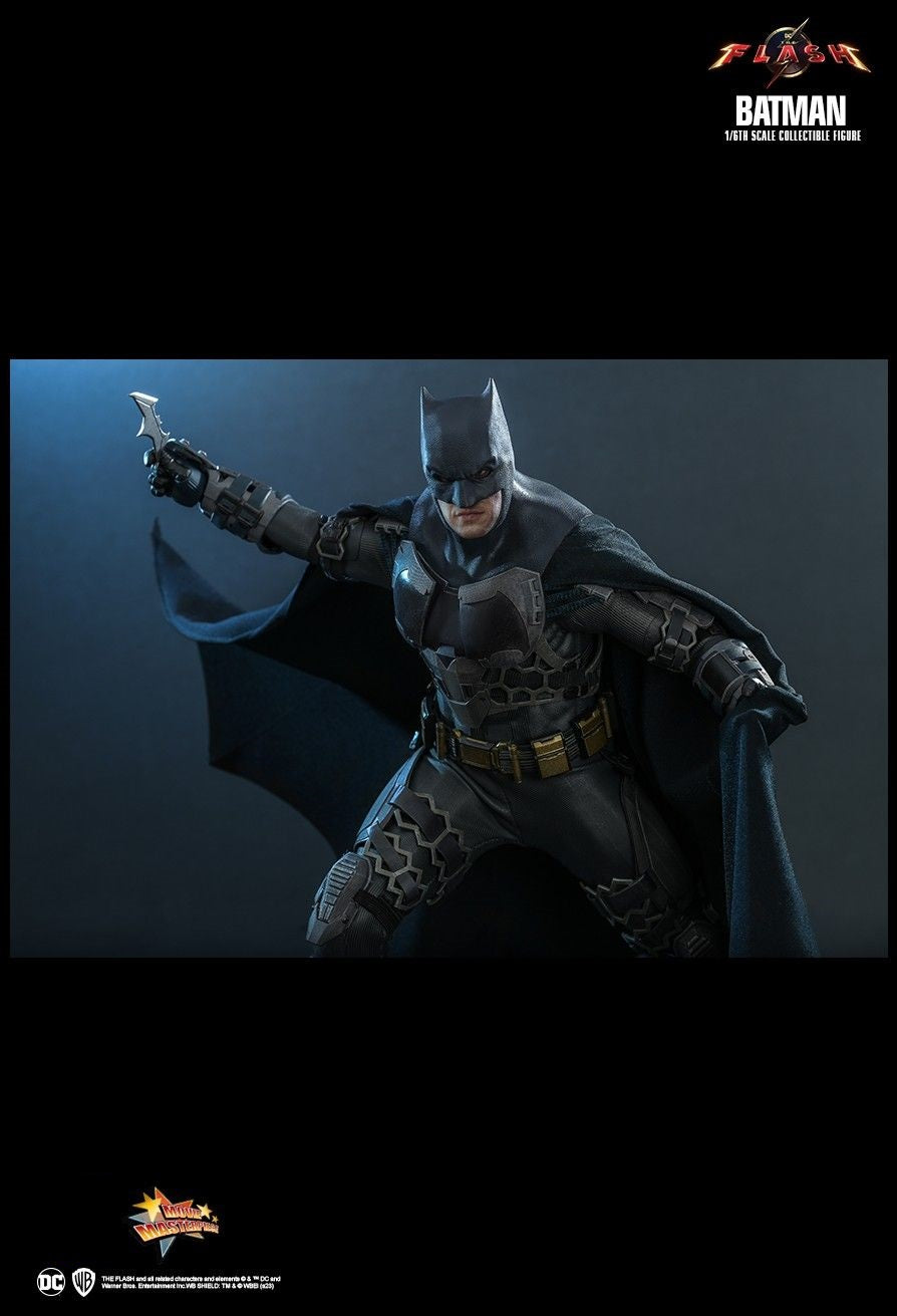 Hot Toys MMS703 The Flash - 1/6 scale Batman