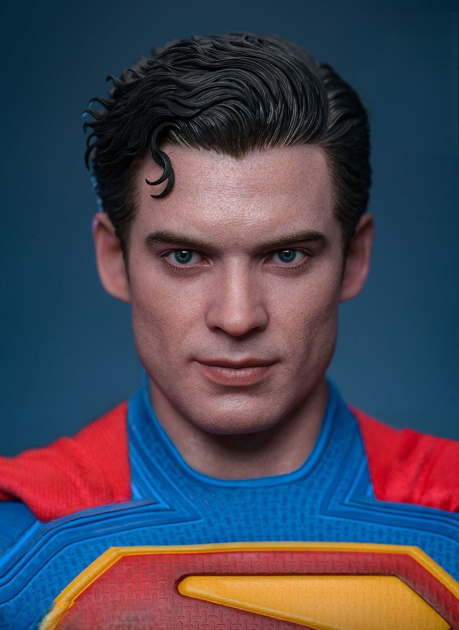 Pre Order!!! Hot Toys MMS812 Superman - 1/6th scale Superman & Krypto Collectible Set