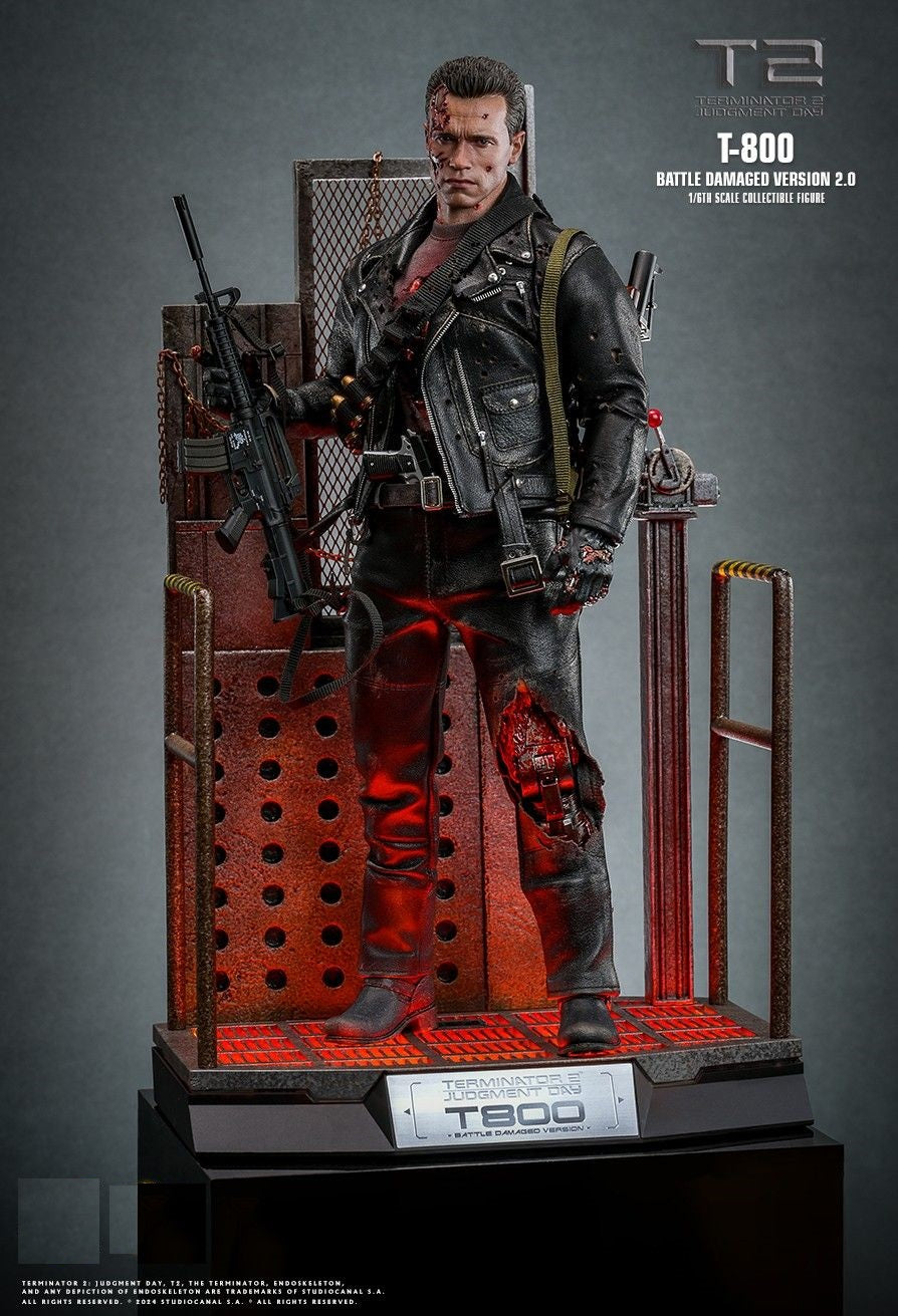 Hot Toys DX46 Terminator 2: Judgment Day T-800 (Battle Damaged Version 2.0) 1/6th scale Collectible Figure [Pre Order]