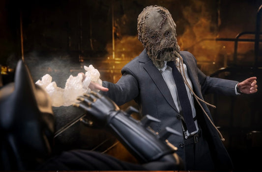 Pre Order!!! Hot Toys MMS801 Batman Begins - Scarecrow 2.0 1/6th scale Collectible Figure
