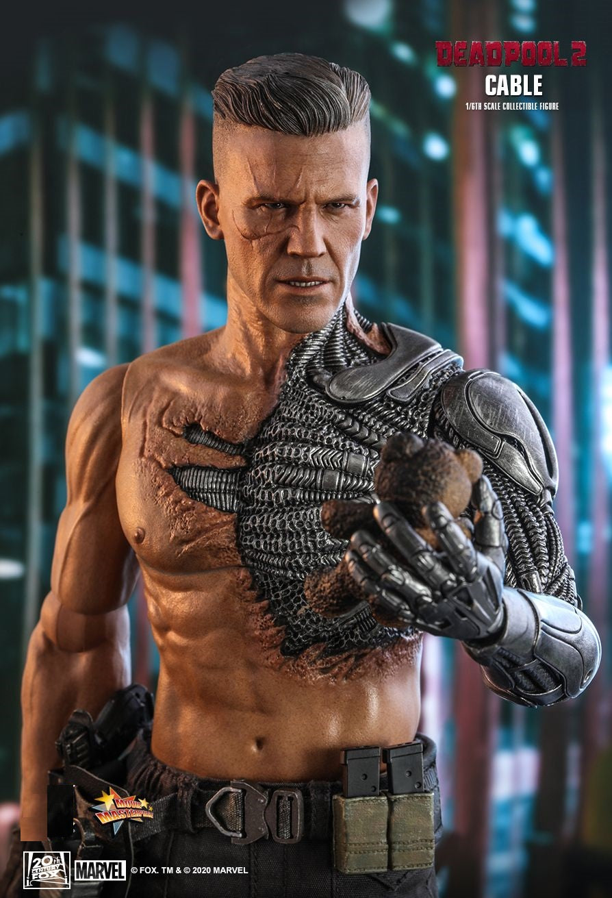 Hot Toys MMS583 Deadpool 2 - Cable 1/6 scale Collectible Figure