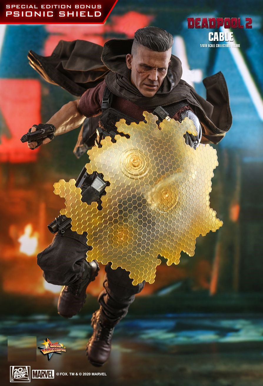 Hot Toys MMS583 Deadpool 2 - Cable 1/6 scale Collectible Figure