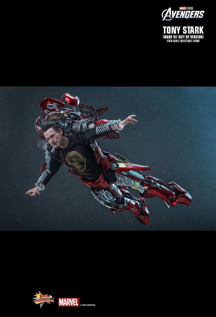 Hot Toys MMS718 The Avengers - 1/6 scale Tony Stark (Mark VII Suit Up Version)[Pre-Order]