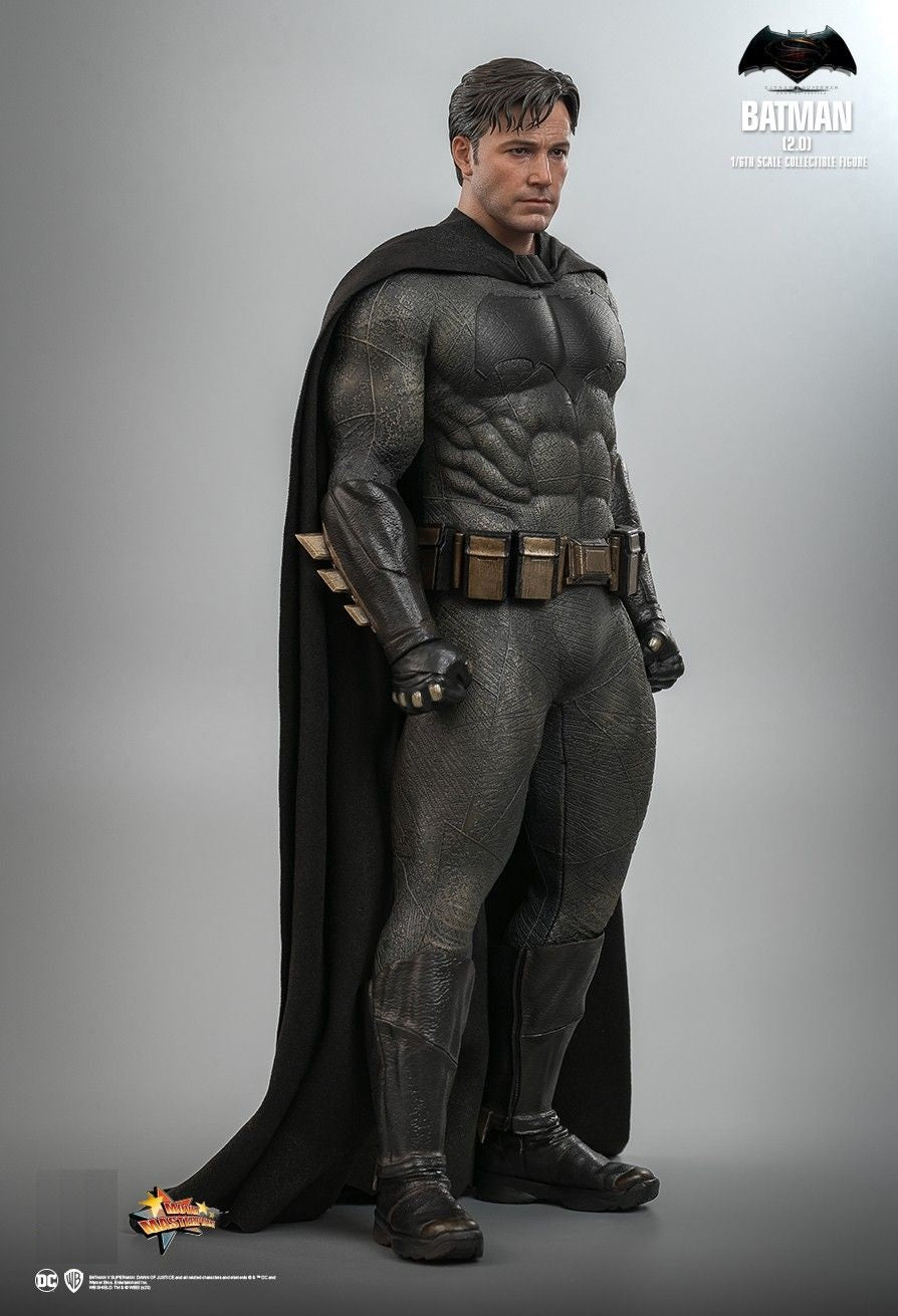 Hot Toys MMS731 Batman VS Superman: Dawn of Justice - 1/6 Batman (2.0)[Pre-Order]